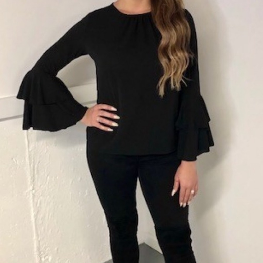 Ring the Bell Sleeve